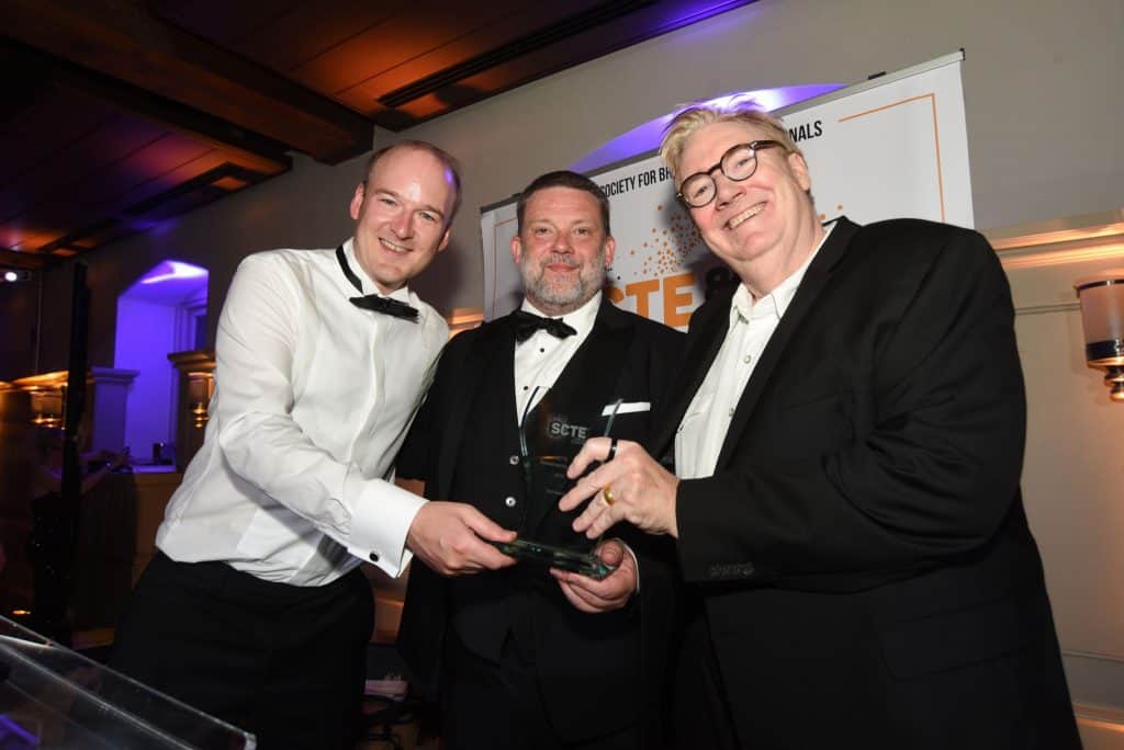 Phil Scott and Paul Broadhurst accepting the ASPx award. 